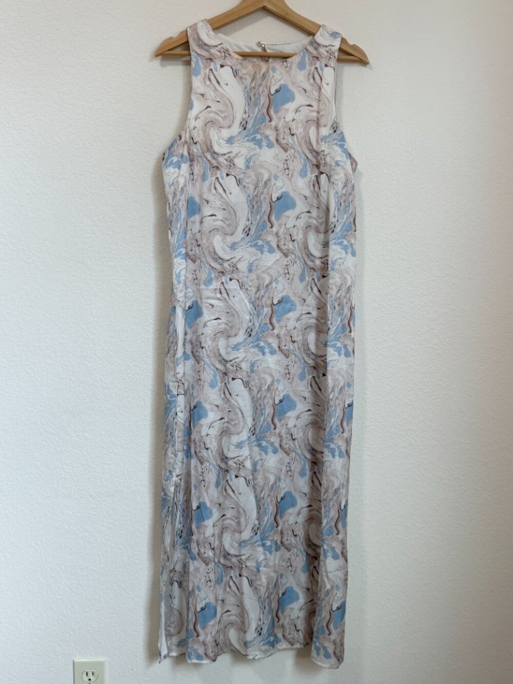 Joie Marble-Print Sleeveless Maxi Dress in Cream and Light Blue